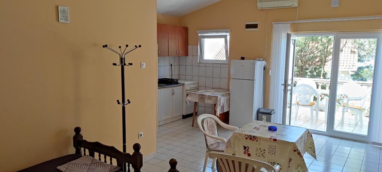 Apartmani Jovanovic Luštica Eksteriør billede