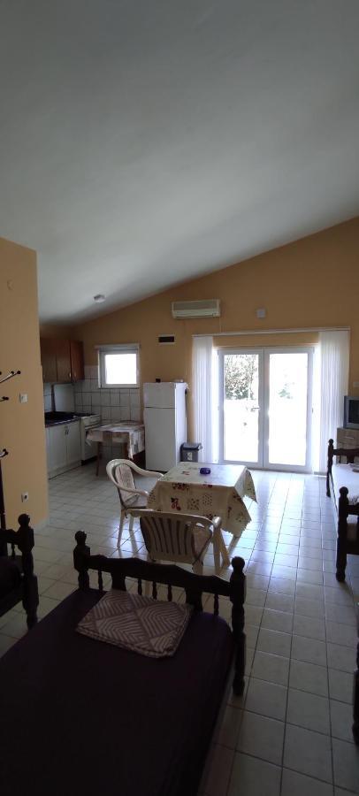 Apartmani Jovanovic Luštica Eksteriør billede