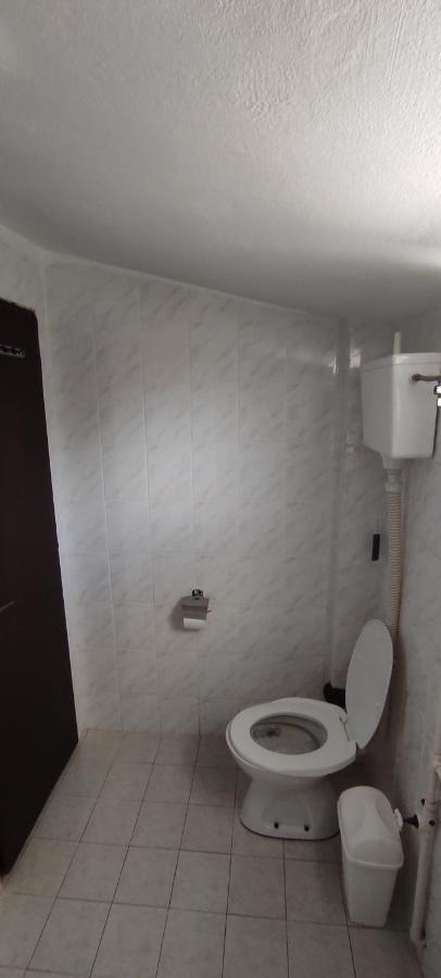 Apartmani Jovanovic Luštica Eksteriør billede