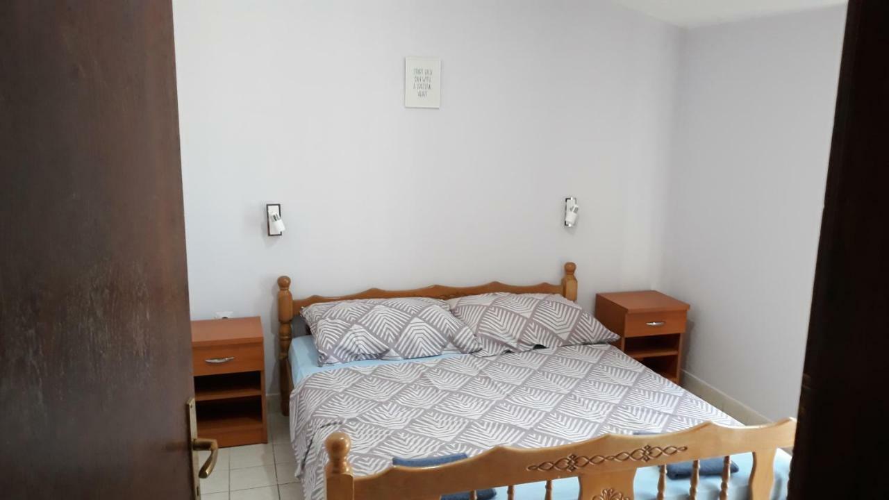 Apartmani Jovanovic Luštica Eksteriør billede